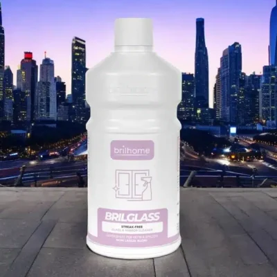 Detergentul de Geamuri BrilGlass de la Chogan