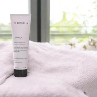 Șamponul Aurodhea cu Lapte de Măgăriță