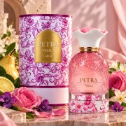 Lattafa Petra Viola apa de parfum pentru femei 100 ml, flacon roz si cutie florala